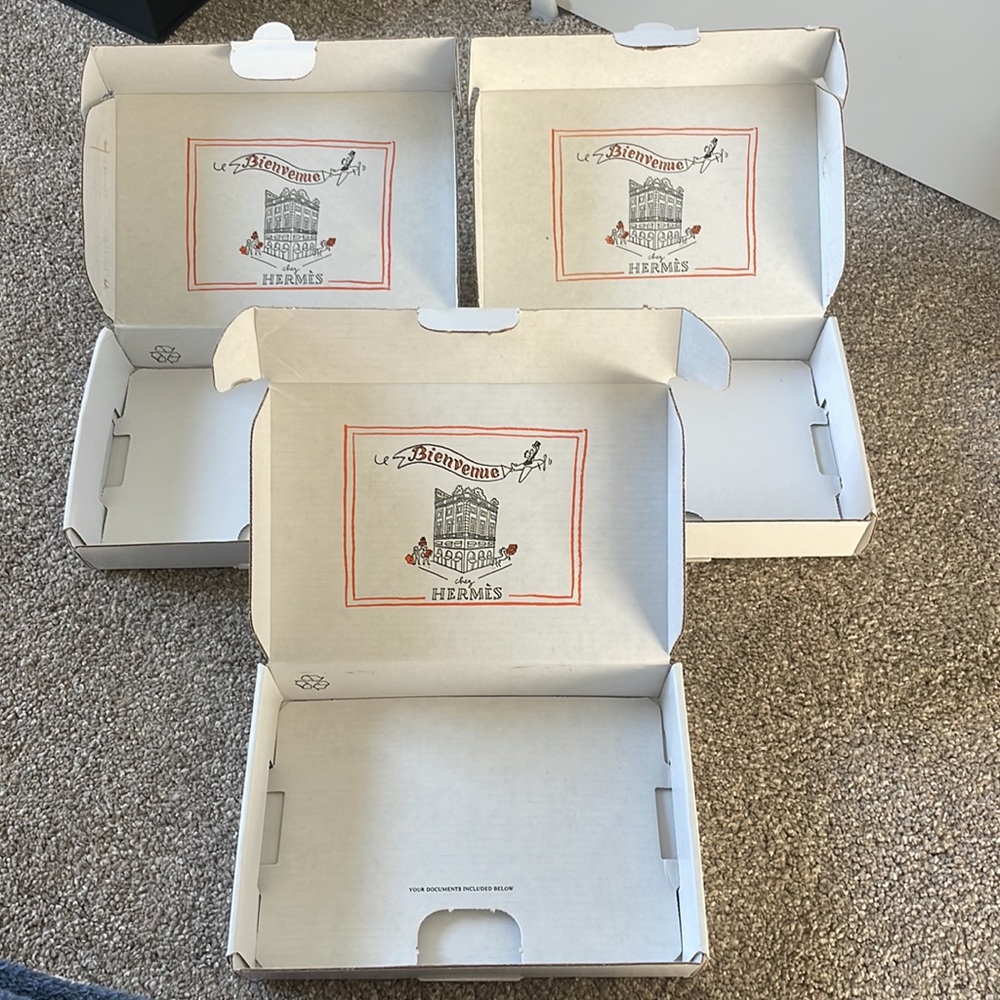 Hermes white empty box, small, # 1